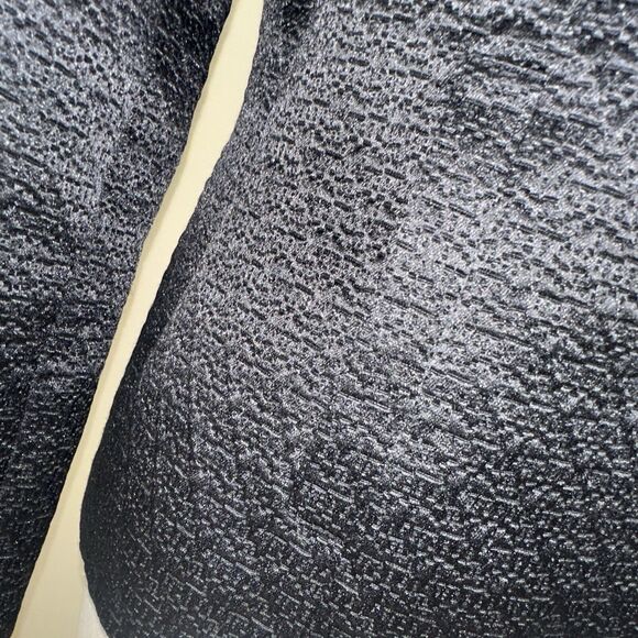 Chicos Textured Black 3-button Blazer Jacket Size Small/4 (0) EUC - Picture 3 of 8